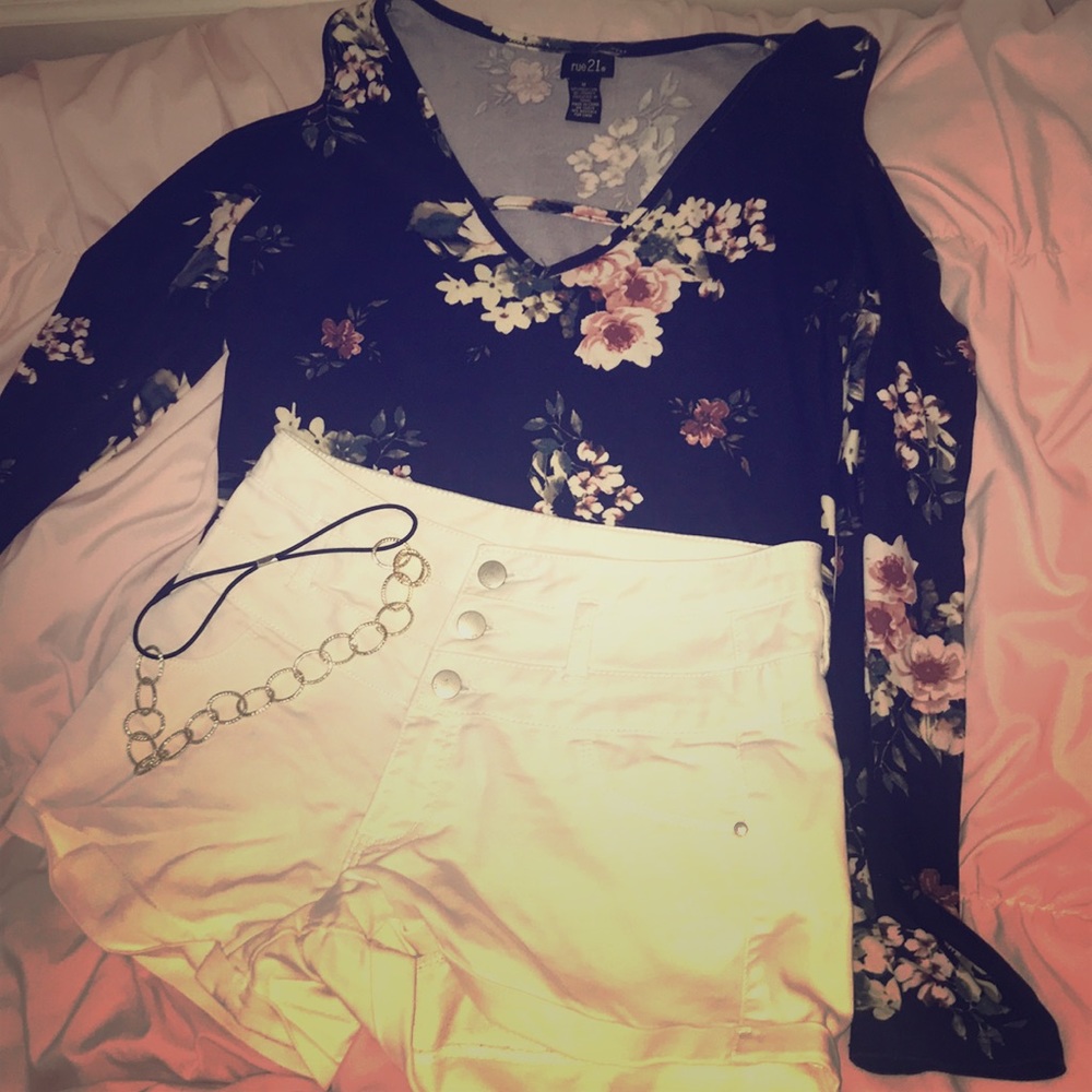 Shirt/shorts/headband Combo